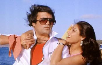 Why Tina Munim left Rajesh Khanna?